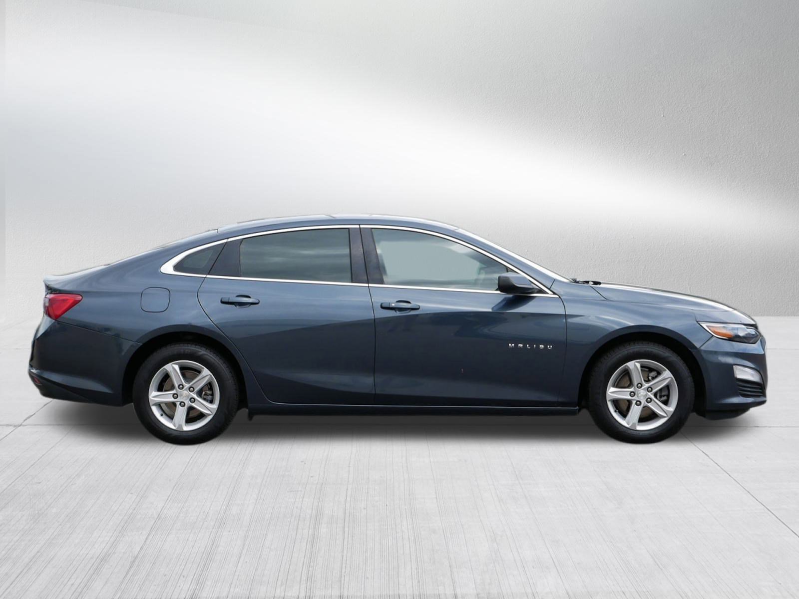 2019 Chevrolet Malibu LS photo 8