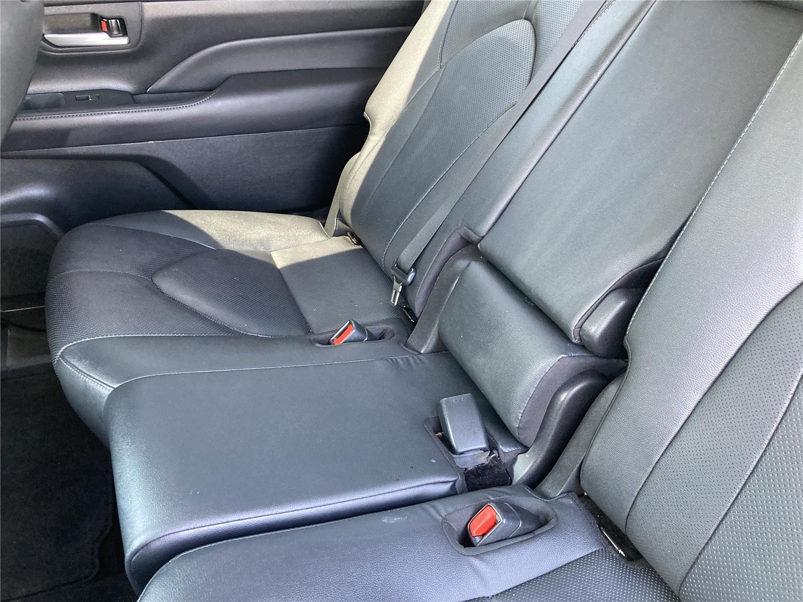 2024 Toyota Grand Highlander Hybrid Limited photo 26