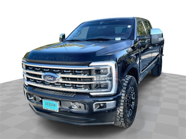 2024 Ford F-250 Super Duty Platinum's photo