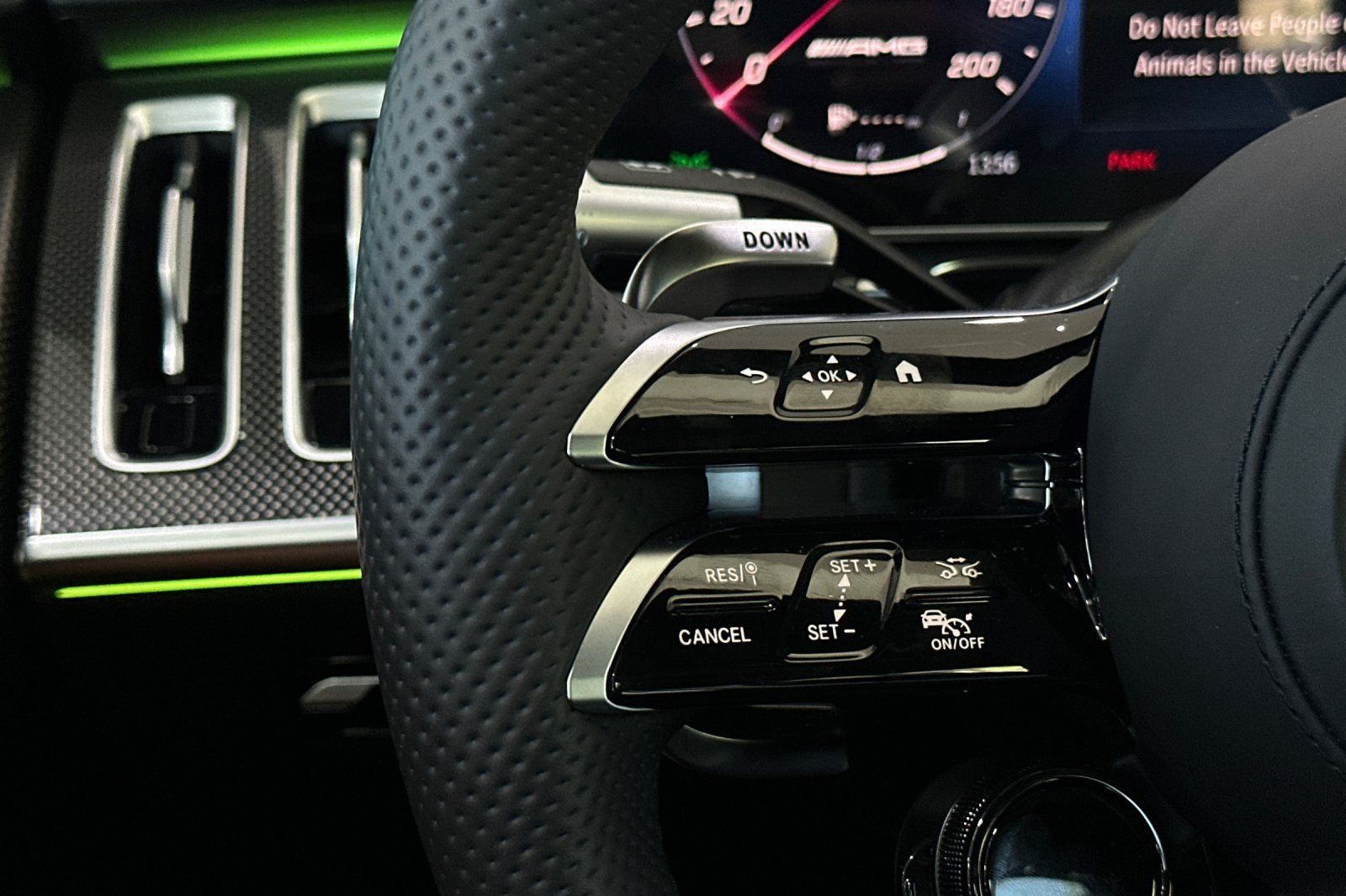 2025 Mercedes Benz S 63 e AMG 4MATIC photo 24