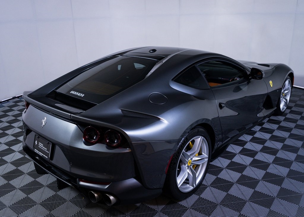 Certified Used 2018 Grigio Silverstone Metallic Ferrari Base image 14