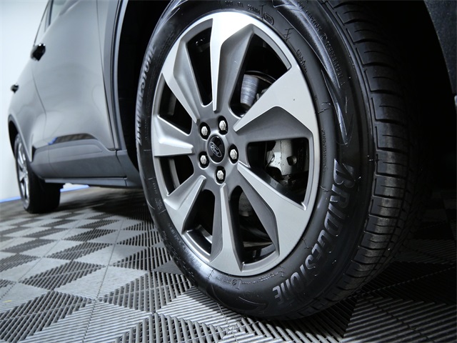 Used 2025 Ford Escape Platinum with VIN 1FMCU9JZ6SUA08582 for sale in Apple Valley, Minnesota