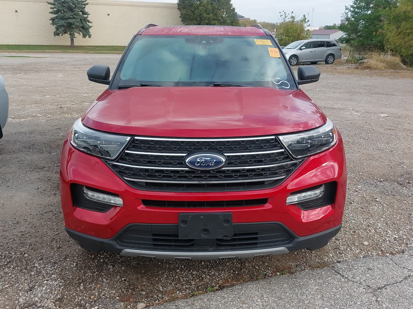 2022 Ford Explorer XLT photo 2