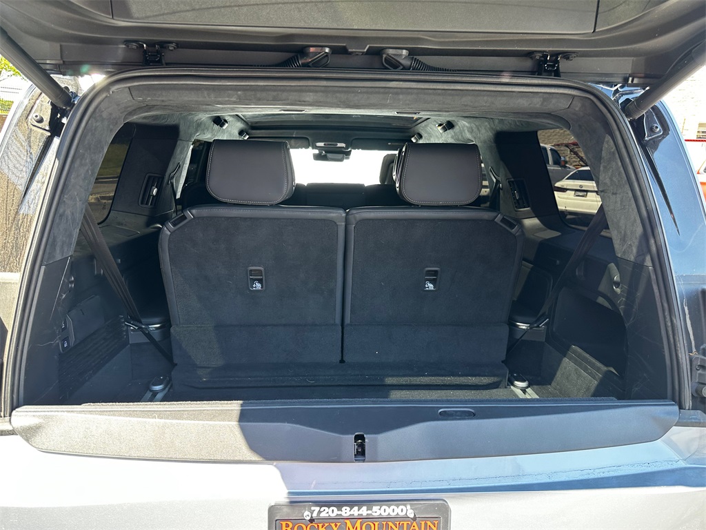 2025 Rivian R1S Adventure photo 11