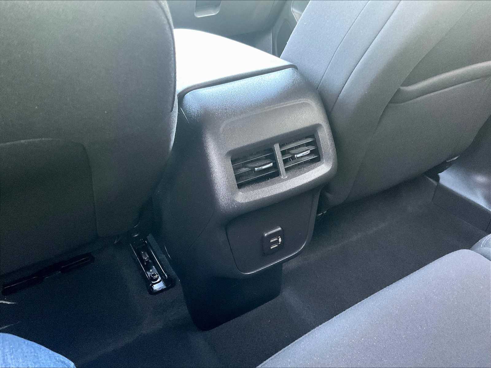 2023 Chevrolet Equinox LT photo 25