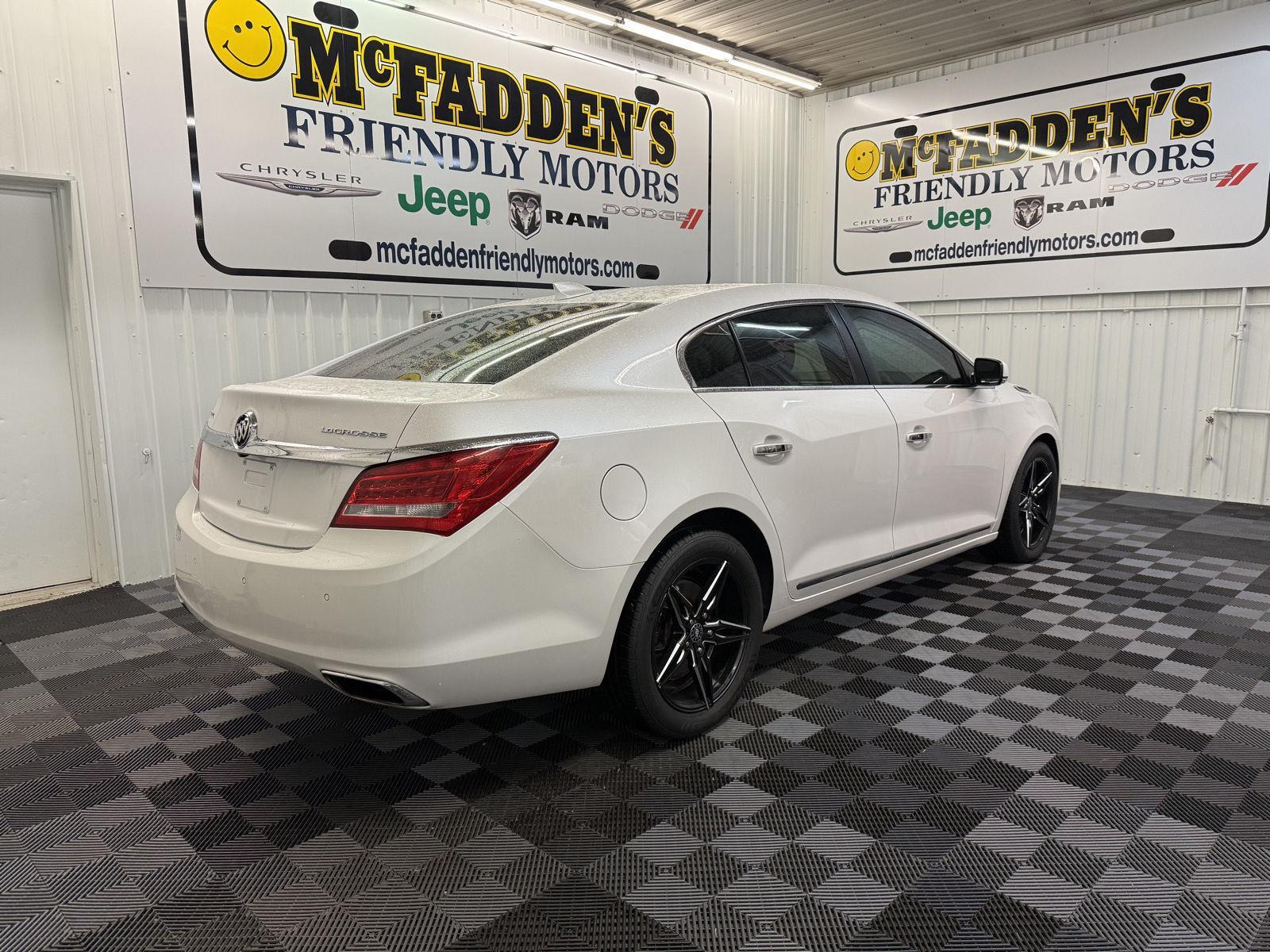 Used 2015 Buick LaCrosse Leather with VIN 1G4GB5G31FF253142 for sale in South Haven, MI