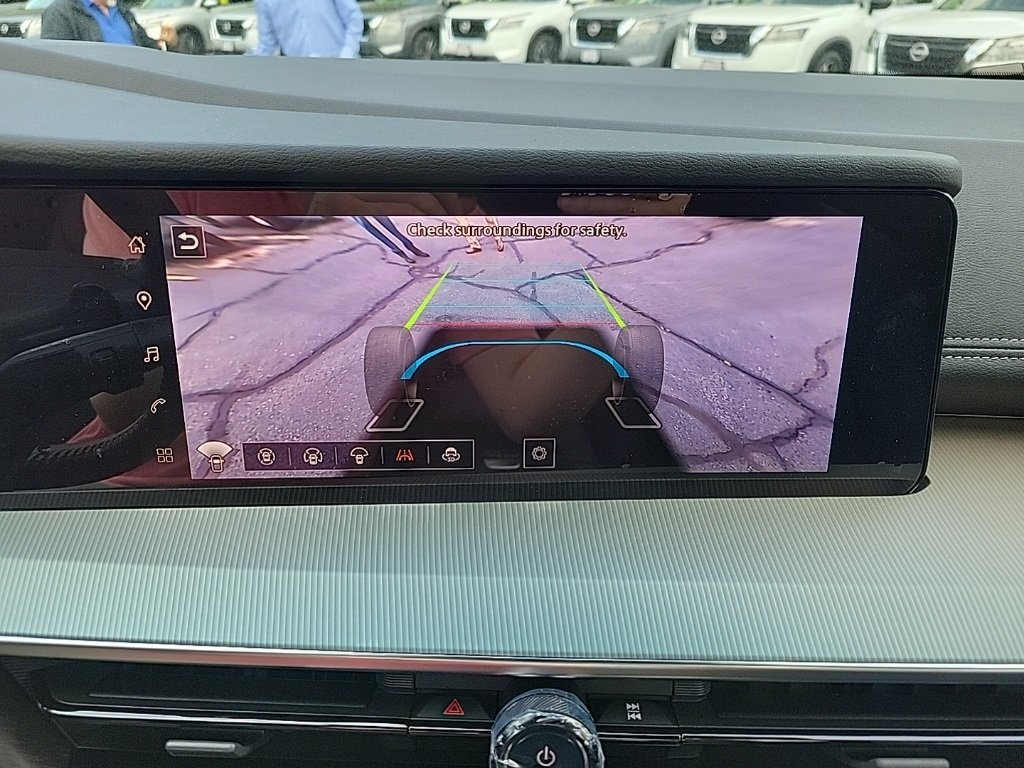 2025 Nissan Murano SL photo 17