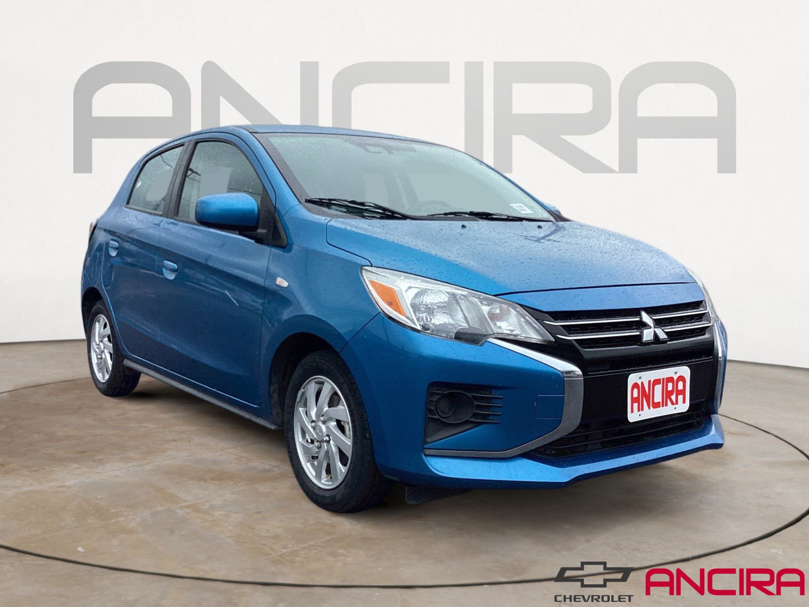 2022 Mitsubishi Mirage LE's photo