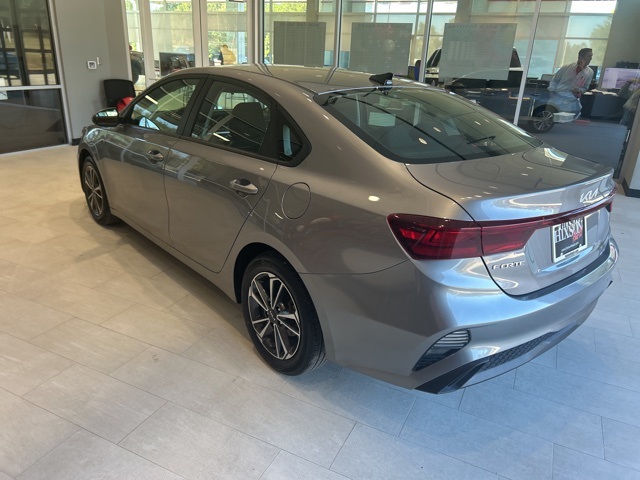 2023 Kia Forte LXS photo 4