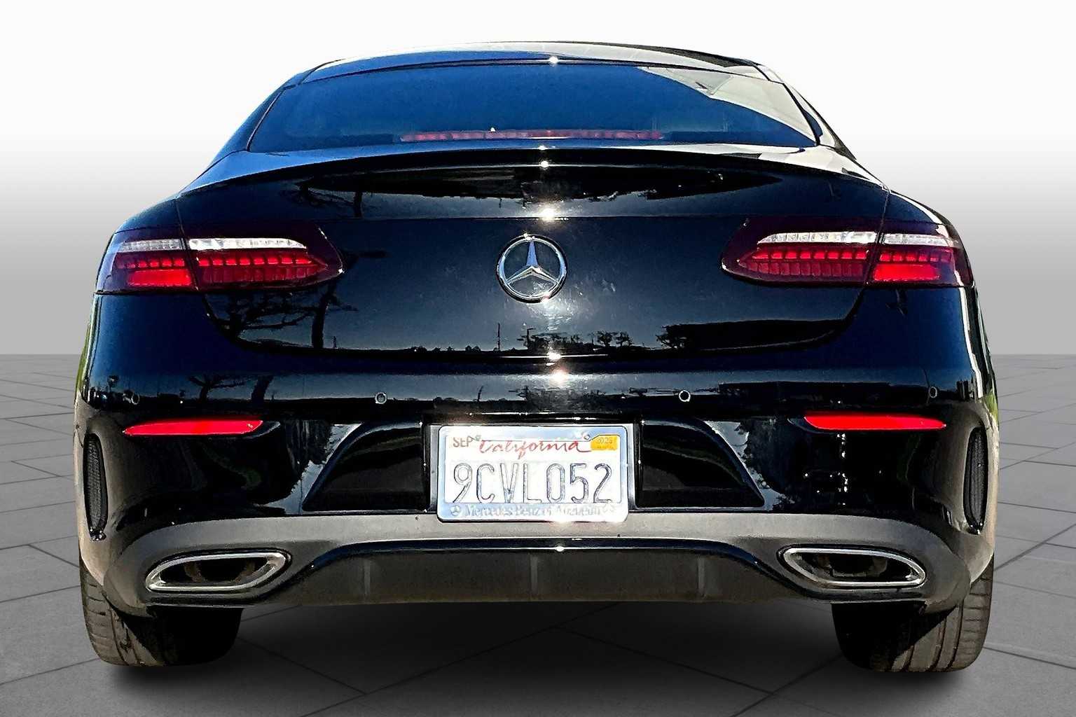 2022 Mercedes Benz E 450 photo 4