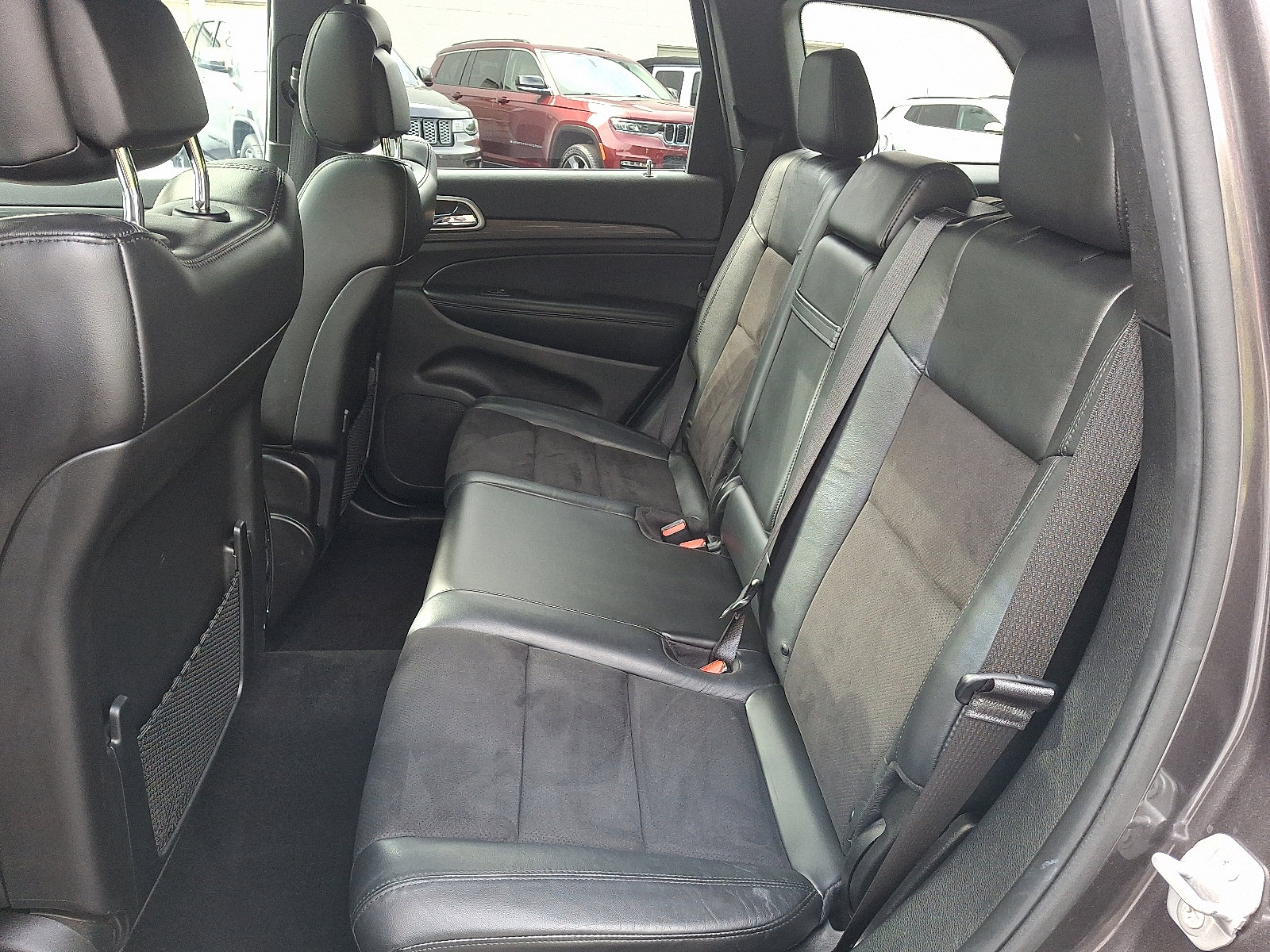 2020 Jeep Grand Cherokee Altitude photo 7