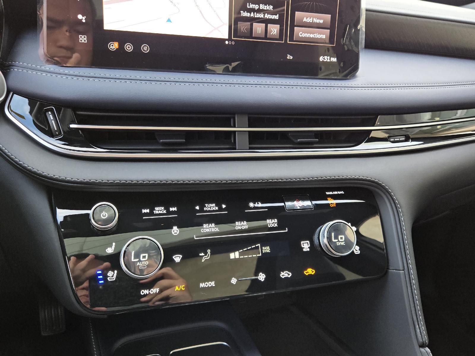 2026 Infiniti QX60 Luxe photo 25