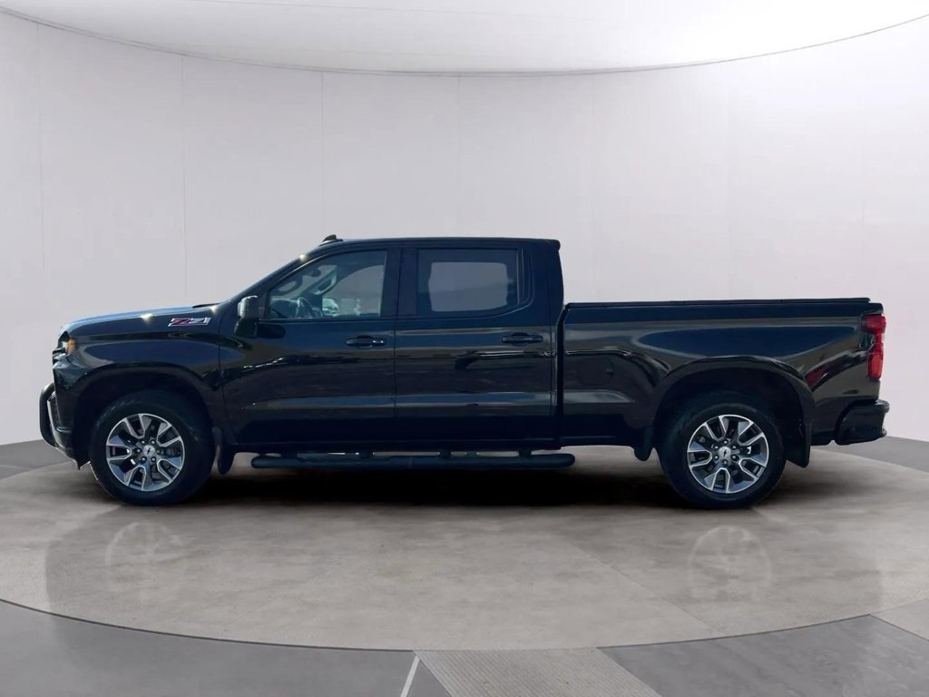 2022 Chevrolet Silverado 1500 RST photo 2