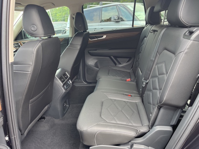 2026 Volkswagen Atlas SE Technology photo 11