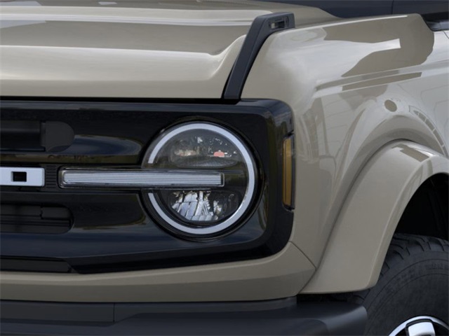 2025 Ford Bronco Outer Banks photo 18