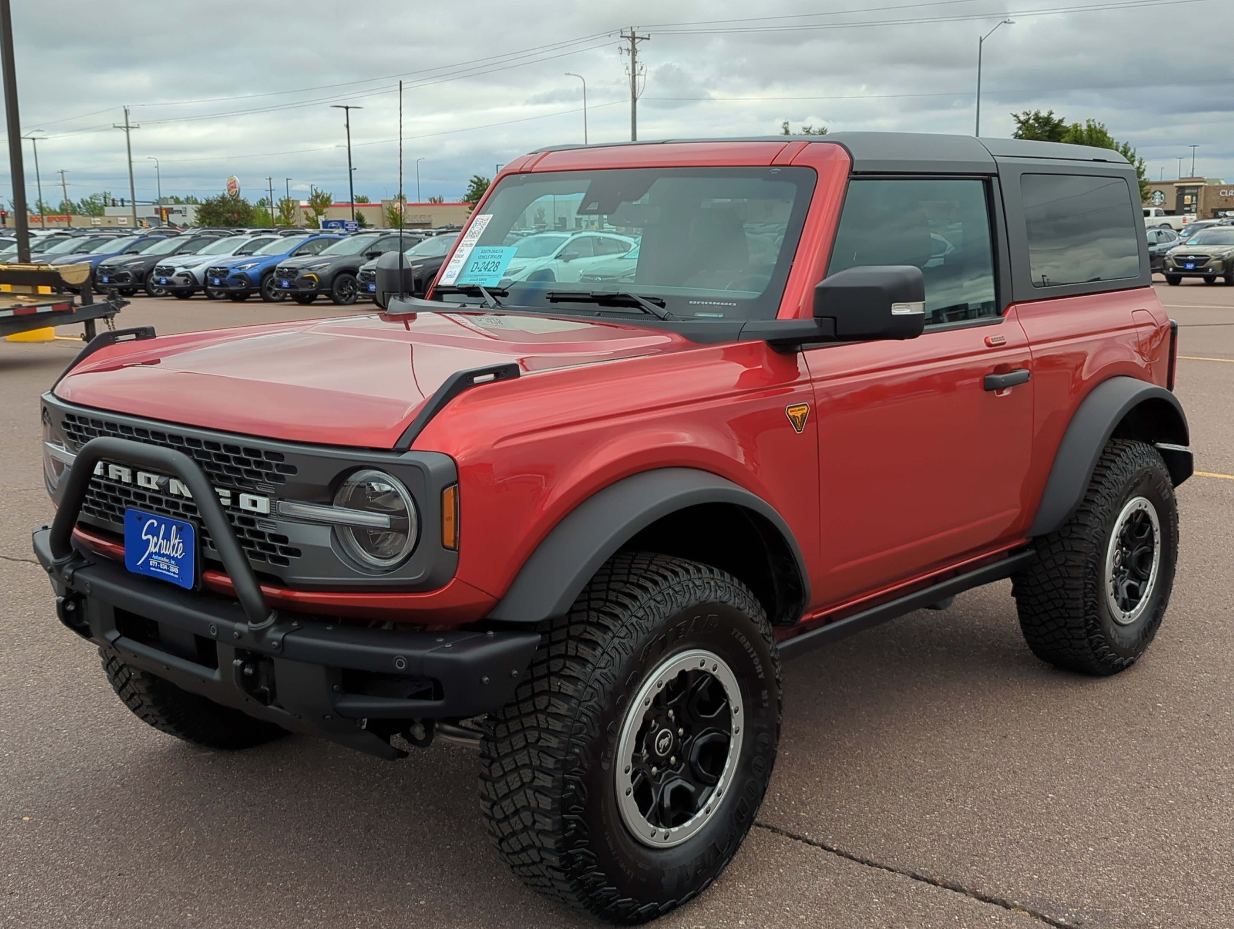 2023 Ford Bronco Badlands photo 3