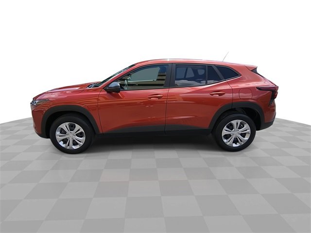 2024 Chevrolet Trax LS photo 5