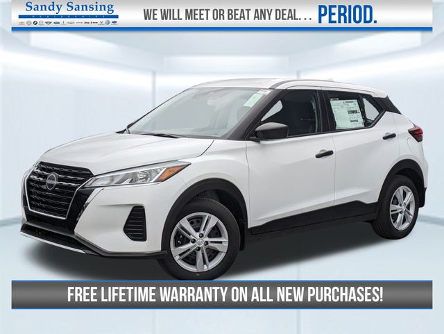 2025 Nissan KICKS PLAY Base's photo