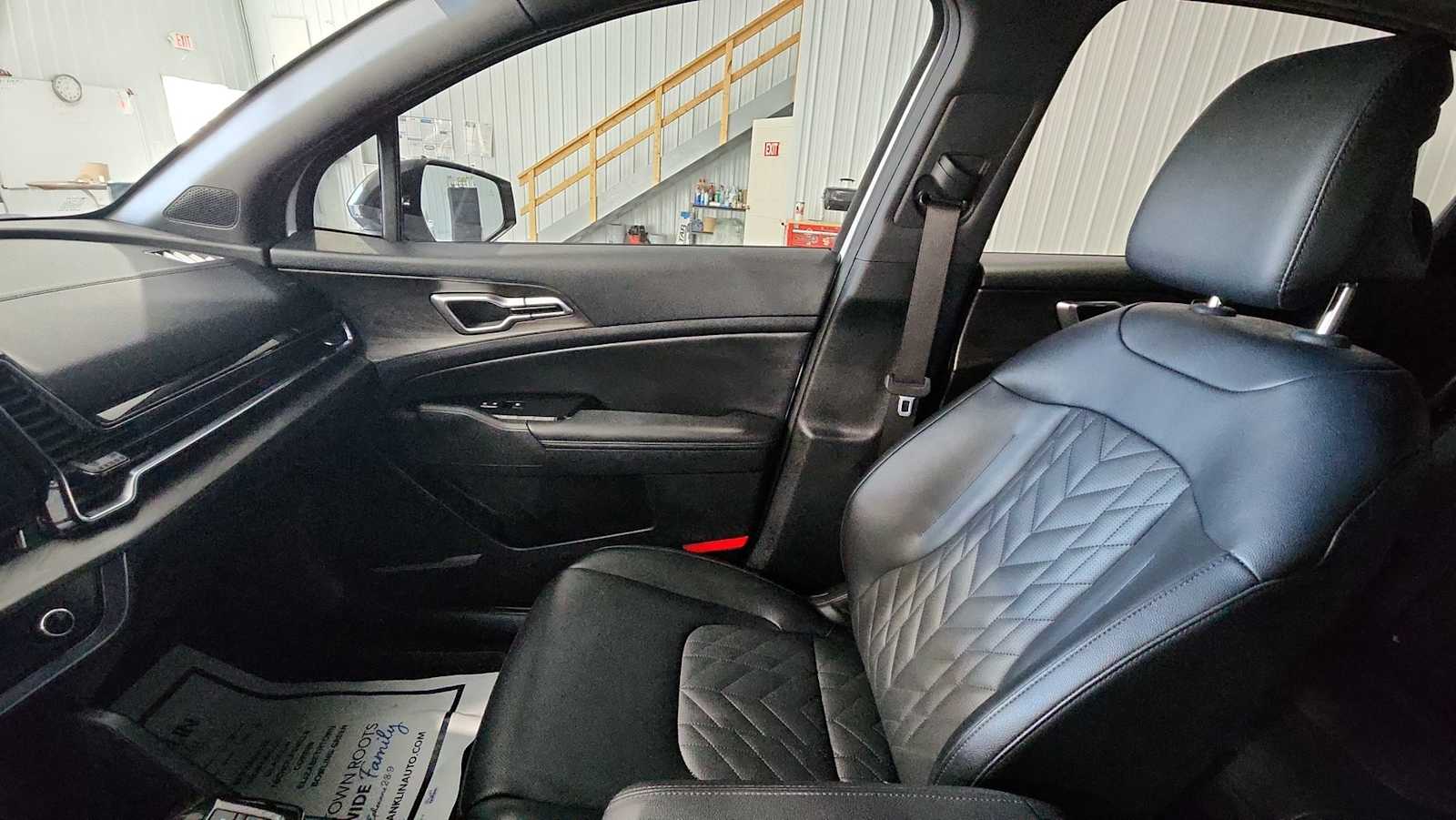 2023 Kia Sportage X-Line photo 11