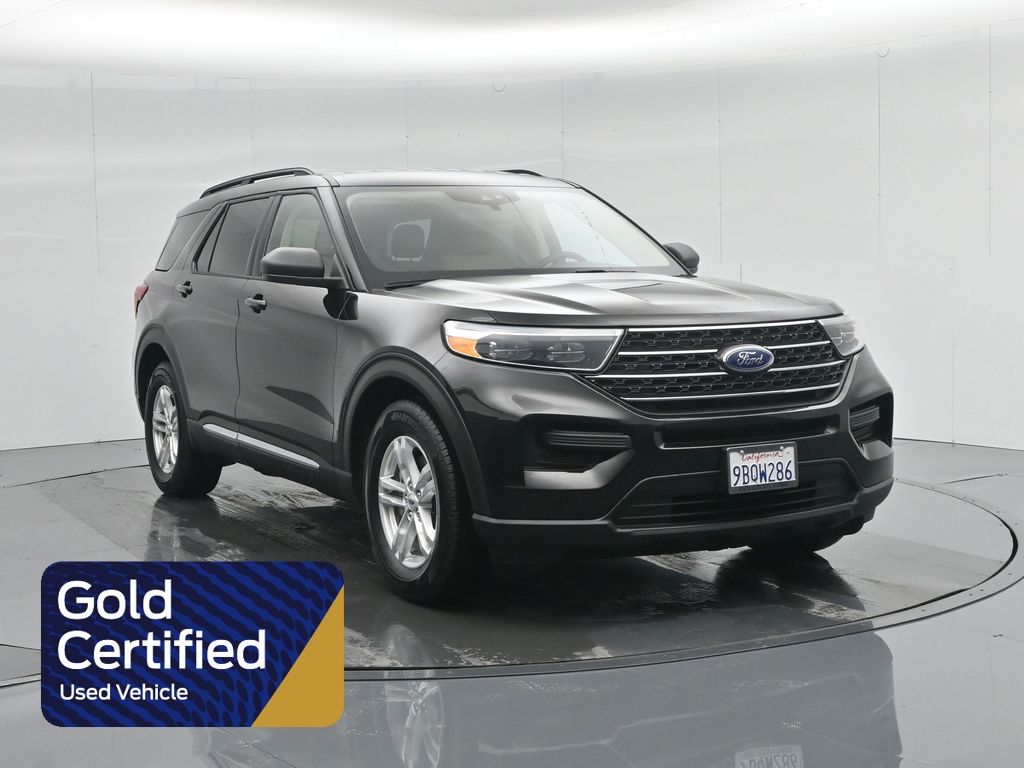 2022 Ford Explorer XLT's photo