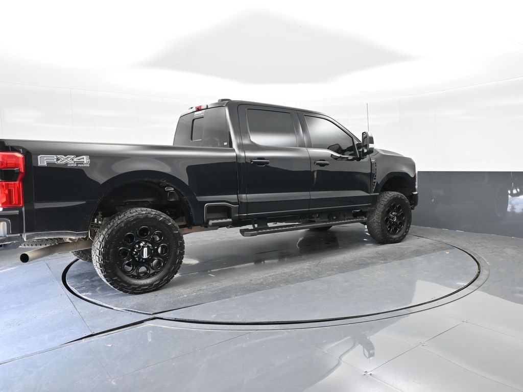 2023 Ford F-250 photo 10