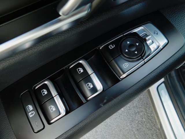 2024 Kia Telluride X-Line photo 22