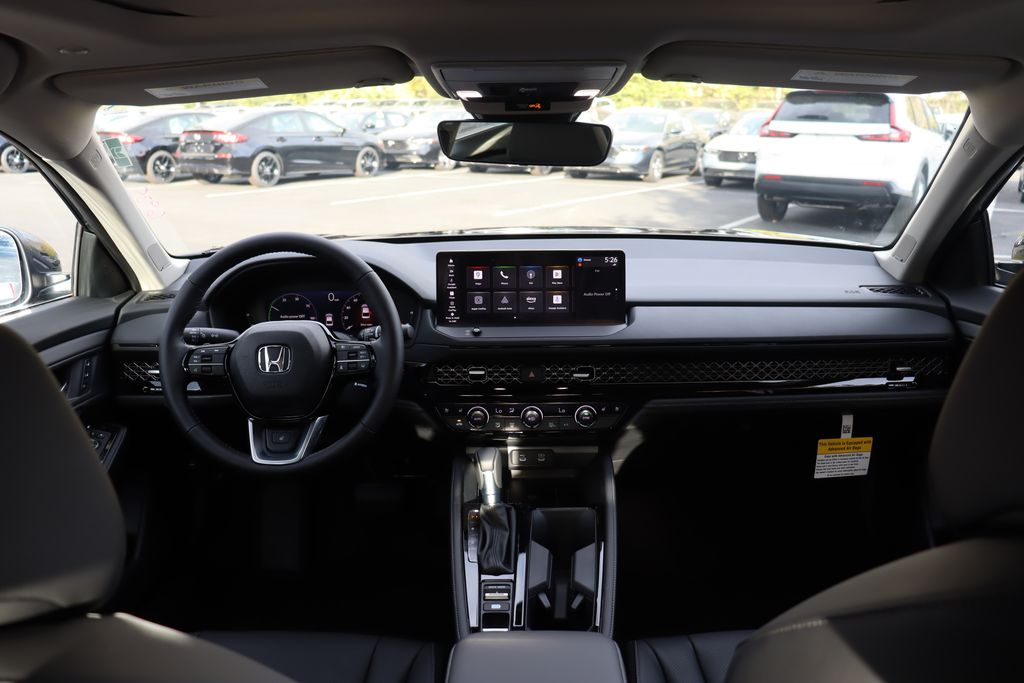 2025 Honda Accord Touring photo 17
