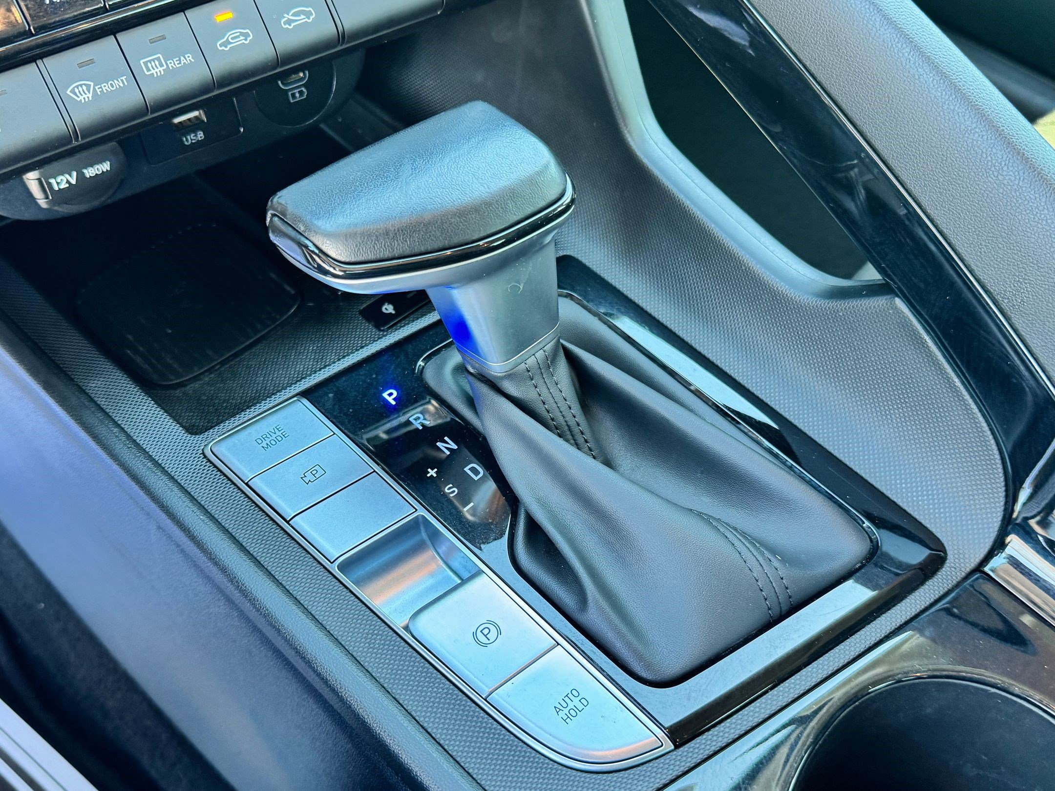 2025 Hyundai Elantra SEL Convenience photo 14
