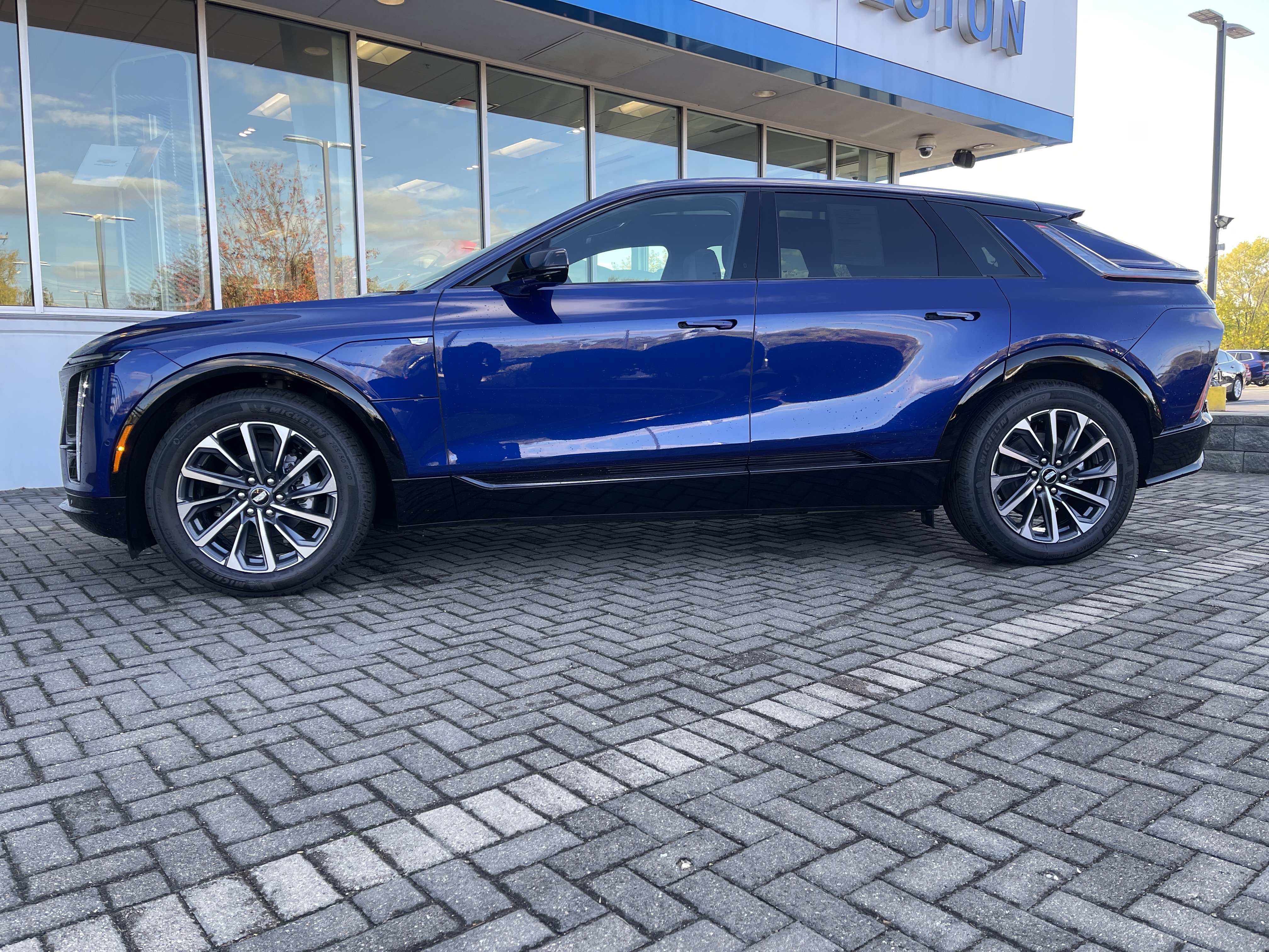 Used 2025 Cadillac LYRIQ Sport 2 with VIN 1GYKPWRL9SZ308751 for sale in Peoria, IL