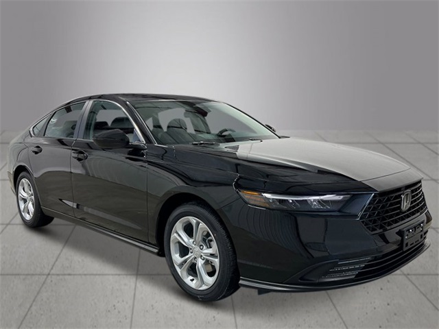 2025 Honda Accord LX photo 7