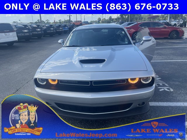 2022 Dodge Challenger R/T photo 3