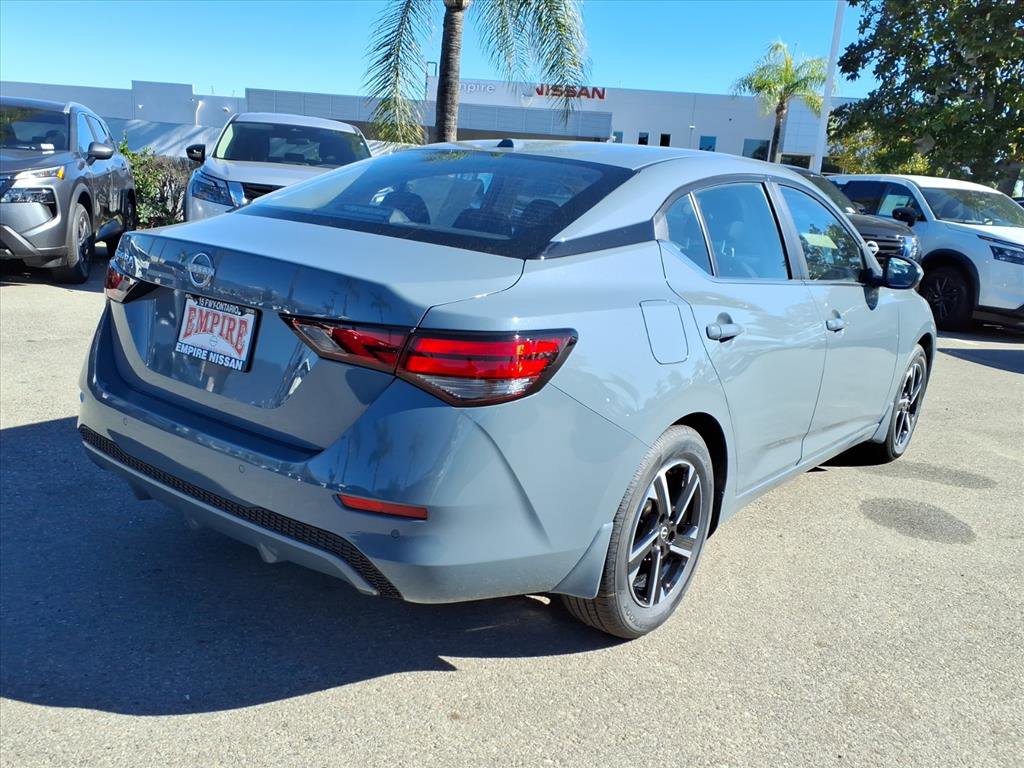 2025 Nissan Sentra SV photo 3