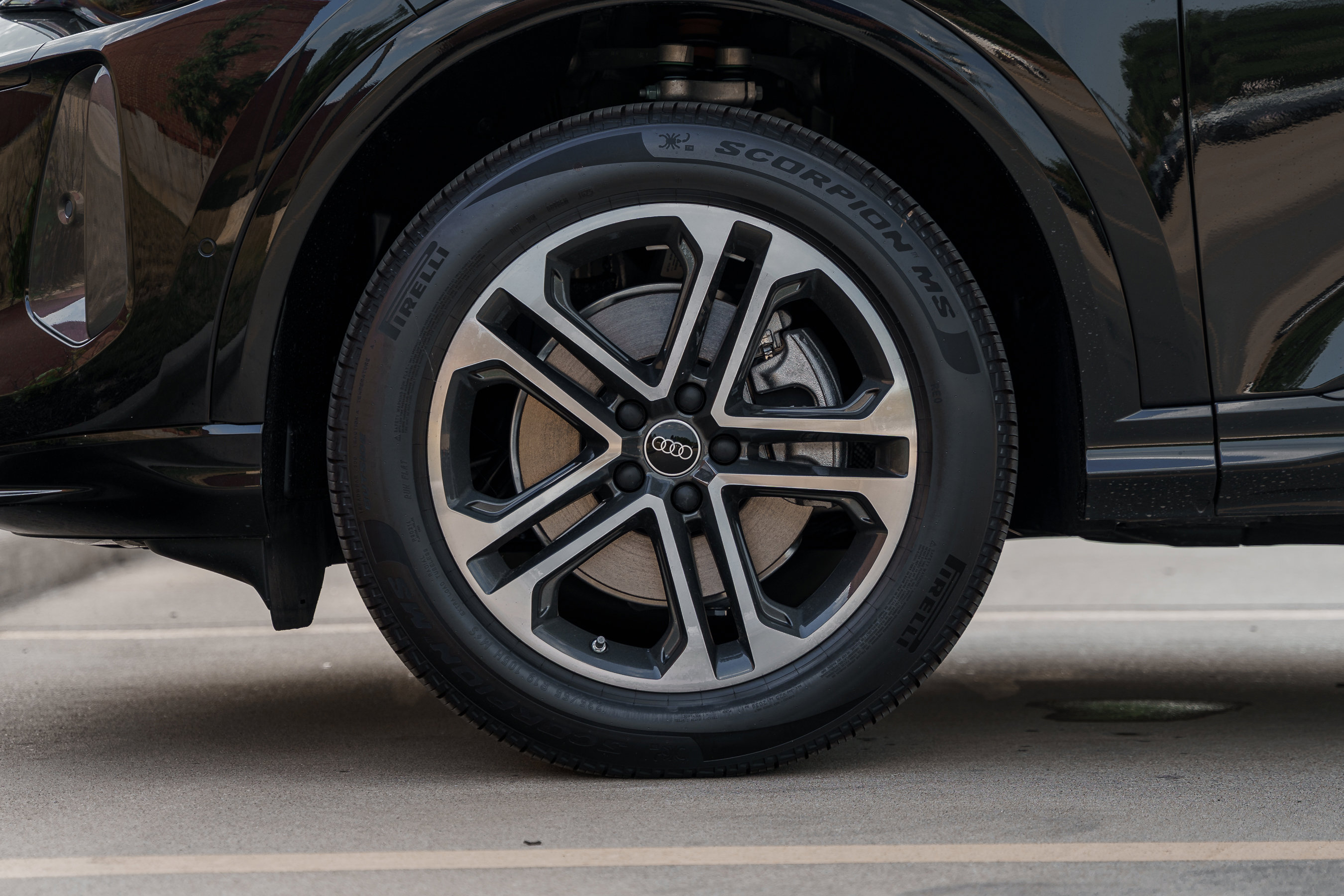 2025 Audi Q5 Premium photo 3