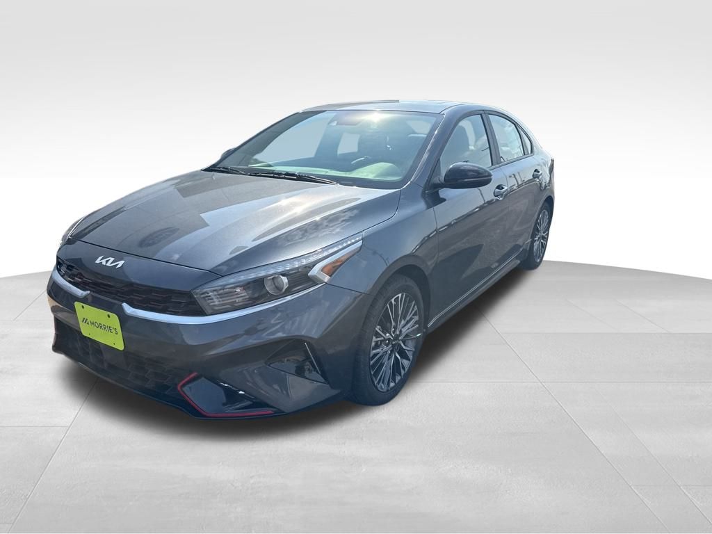 2023 Kia Forte GT-Line photo 2