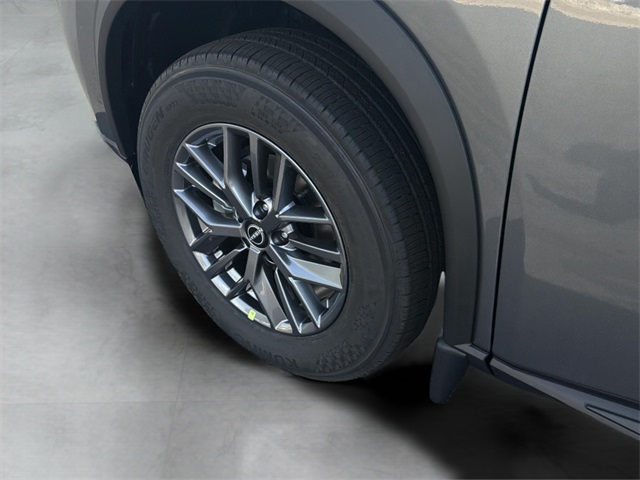 2026 Nissan Rogue S photo 25
