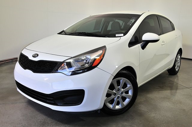 2013 Kia Rio LX's photo