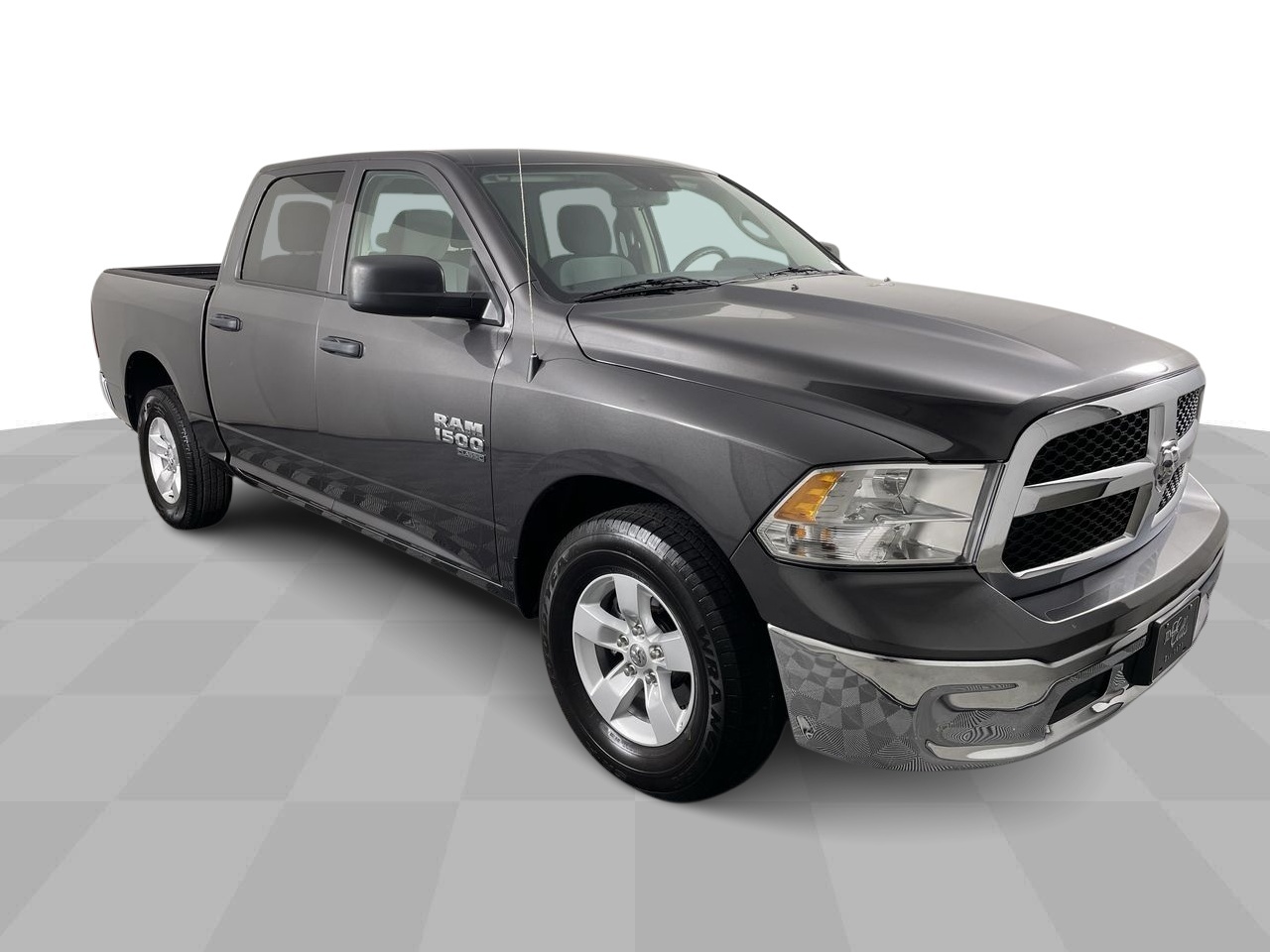 PreOwned 2022 Ram 1500 Classic SLT Crew Pickup in Chamblee C8358