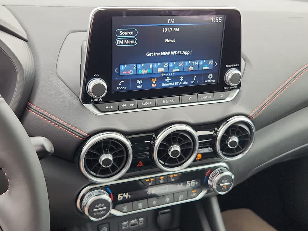 2025 Nissan Sentra SR photo 14