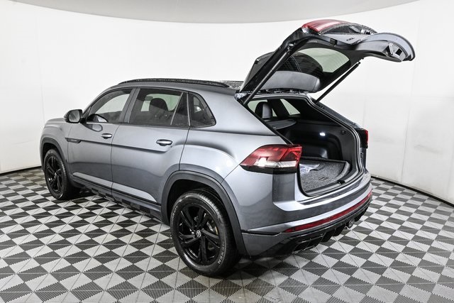 2025 Volkswagen Atlas Cross Sport SEL R-Line photo 33