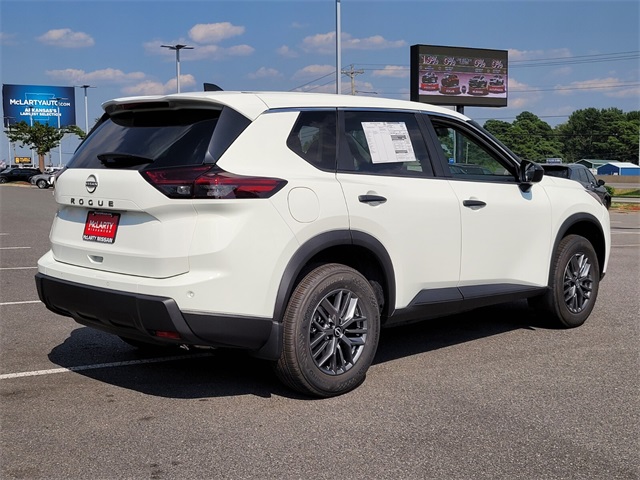 2026 Nissan Rogue S photo 2