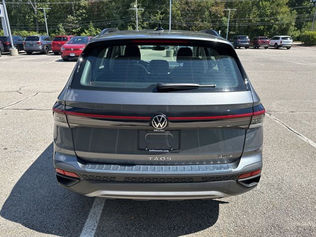2025 Volkswagen Taos S photo 3