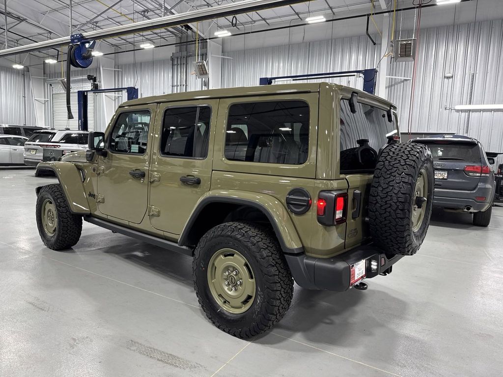 2025 Jeep Wrangler 4xe Willys photo 4