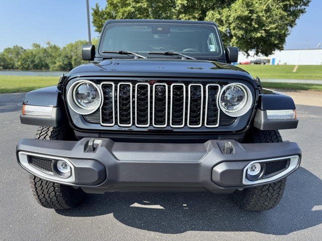 2024 Jeep Wrangler Sahara photo 2
