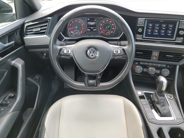 2021 Volkswagen Jetta R-Line photo 23