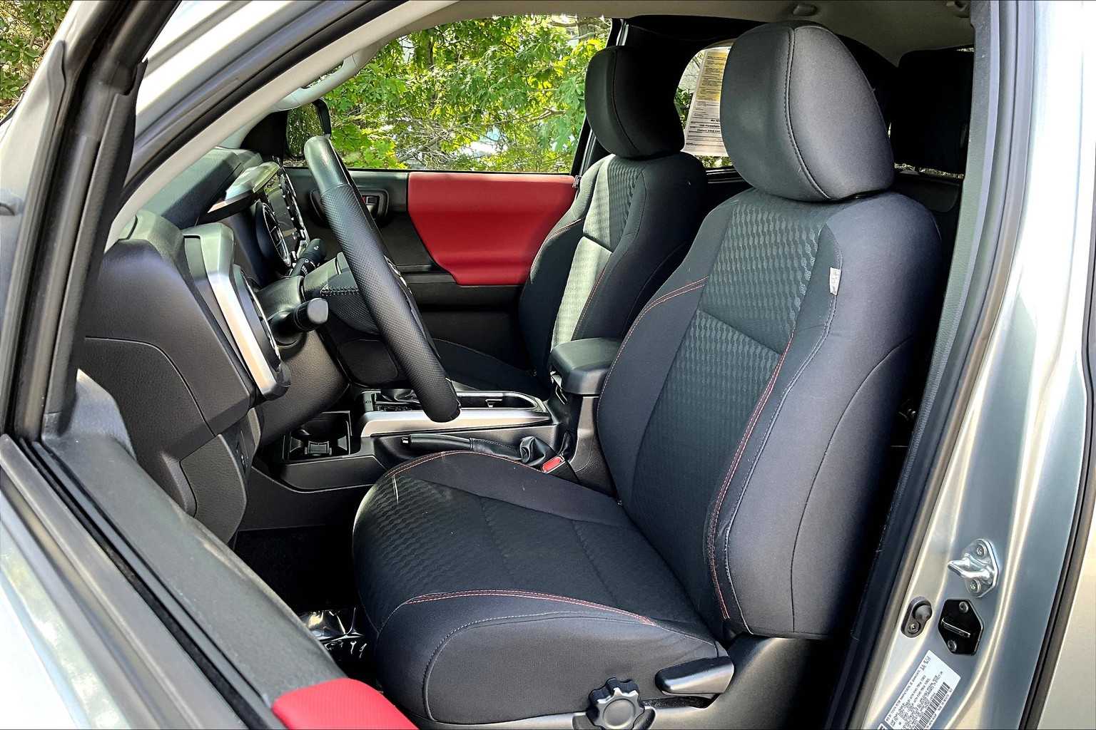 2023 Toyota Tacoma SR5 4x4 Access Cab photo 7
