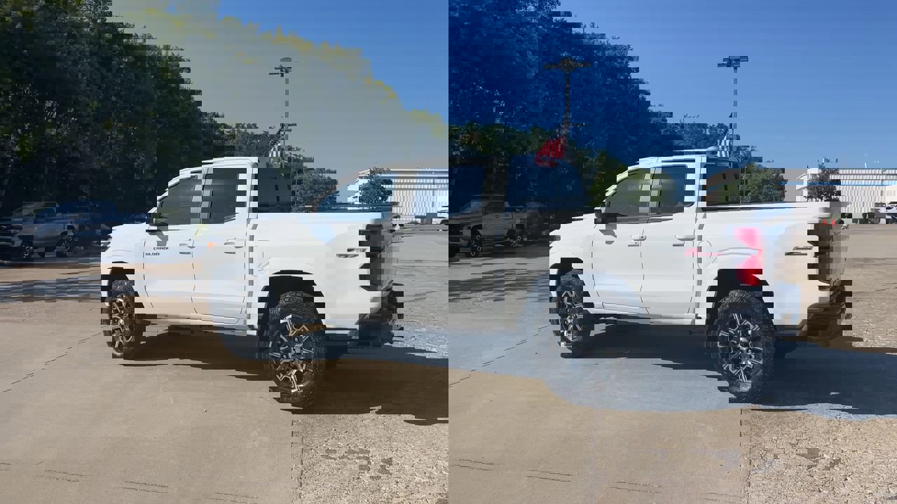 2026 Chevrolet Colorado Z71 photo 6