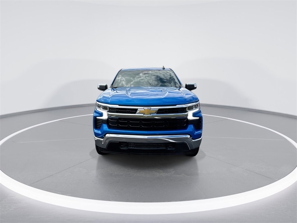2026 Chevrolet Silverado 1500 LT photo 3