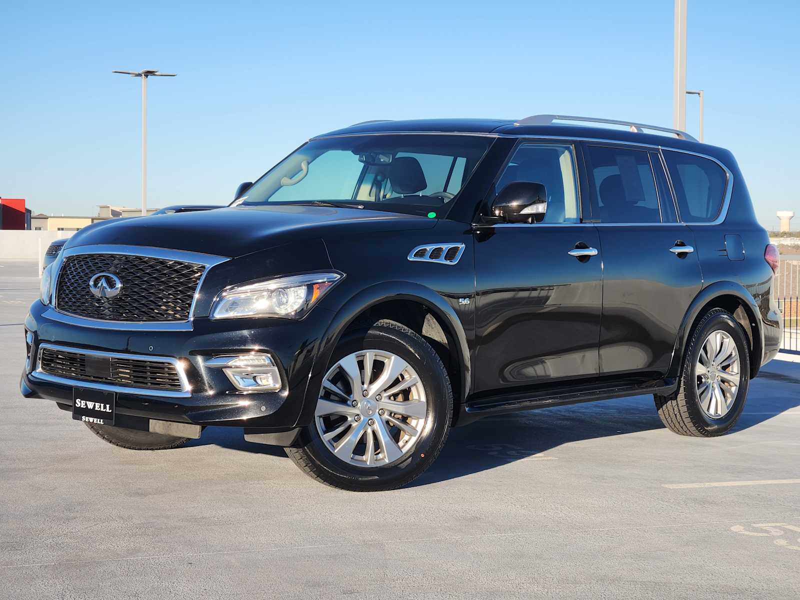 2017 INFINITI QX80 Base