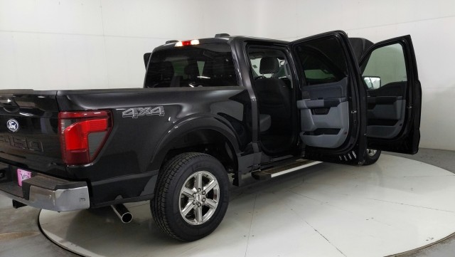 Used 2024 BLACK Ford XLT image 12