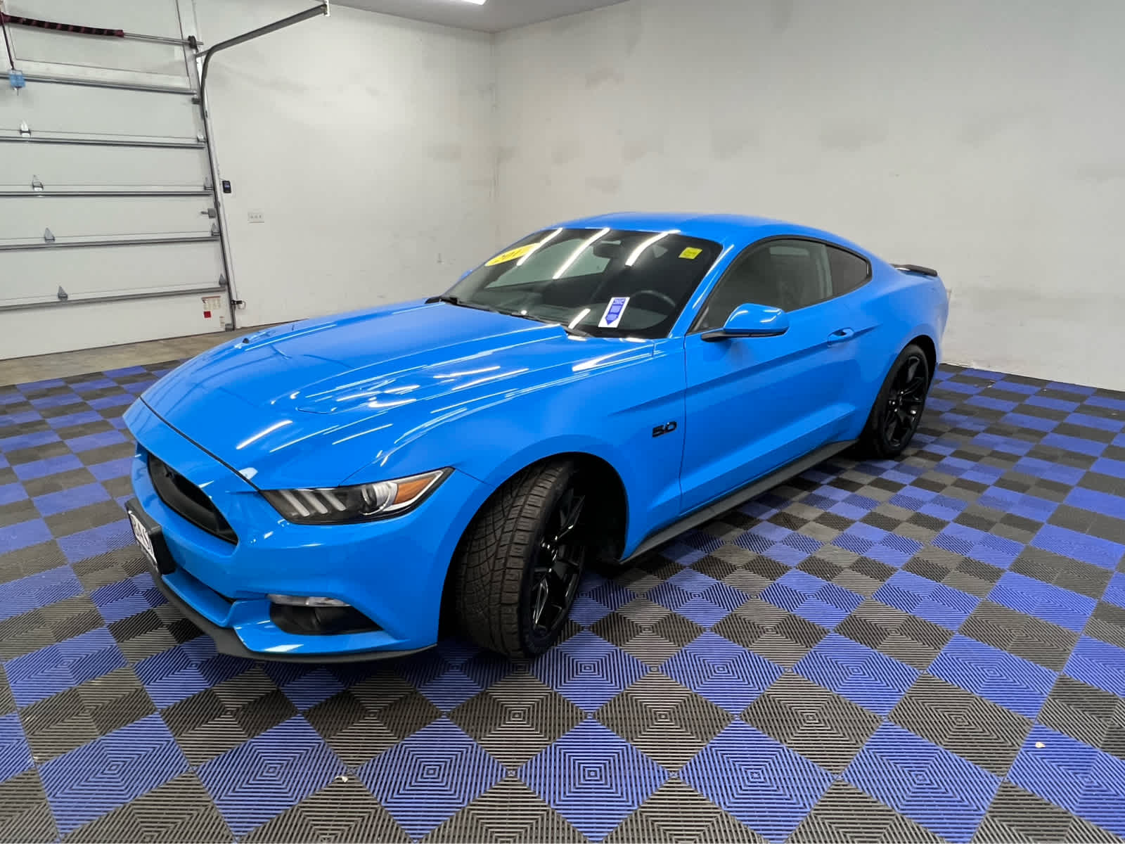 2017 Ford Mustang GT photo 6